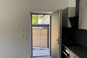 Erstbezug | hochwertige 2-Zimmer Terrassenwohnung  | Einbauküche | Stellplatz | KFW55 | ER-Zentrum – Anton-Bruckner-Straße 8, 91052 Röthelheim, Erlangen – Vorschaubild 7
