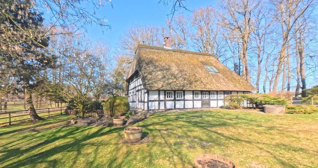 Immobilie in Prinzhöfte - Exklusives idyllisch gelegenes Hofanwesen zwischen Bremen und Oldenburg - Bild 2