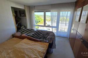 4 Zimmer-Wohnung mit angrenzendem 1 Zimmer-Appartement und Tiefgaragen-Box in S-Botnang – Die vollständige Adresse der Immobilie erhältst du vom Anbieter., 70195 Botnang-Süd, Stuttgart – Vorschaubild 2