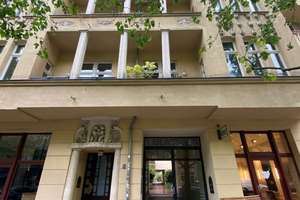 **Schöne 4-Zimmer-Erdgeschosswohnung mit Terrasse im beliebten Bützowviertel**