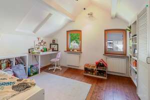 Familientraum in Köln-Urbach – Historischer Charme, moderner Anbau und eigener Pool – Die vollständige Adresse der Immobilie erhältst du vom Anbieter., 51145 Urbach, Köln – Vorschaubild 13