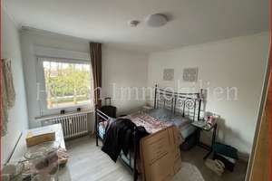**huesch-immobilien.de**
Charmante 2-Zimmer-Dachgeschosswohnung in Essen-Bergerhausen – Die vollständige Adresse der Immobilie erhältst du vom Anbieter., 45136 Bergerhausen, Essen – Vorschaubild 8