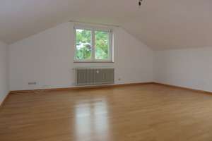 Schöne 1-Zimmer-Studiowohnung im Georgenberggebiet in Reutlingen – Weihergärtenweg 25, 72762 Reutlingen-Mitte, Reutlingen – Vorschaubild 3