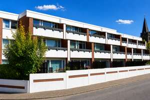 Renovierte 2-Zimmer-Wohnung (06) mit Balkon in Mönchengladbach (Rheindahlen-Mitte)