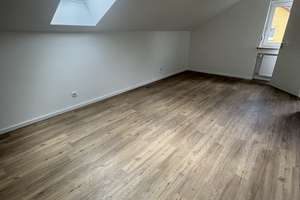Schöne 3-Zimmer-Wohnung in der Lehmgrubensiedlung, liebevoll saniert mit Garten ! – Die vollständige Adresse der Immobilie erhältst du vom Anbieter., 97084 Heidingsfeld, Würzburg – Vorschaubild 4