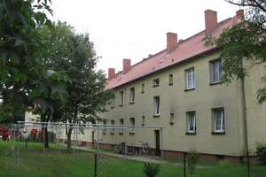 Property thumbnail 2