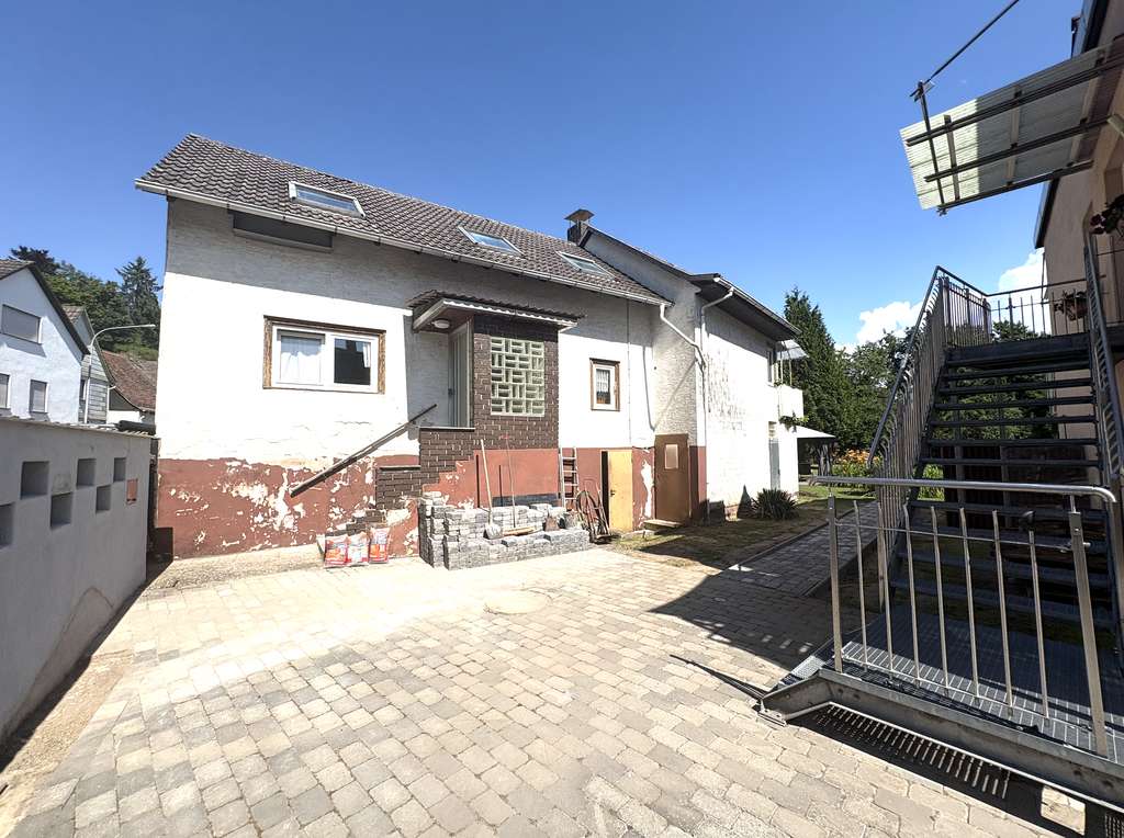 Immobilie in Otzberg - Charmantes Einfamilienhaus plus Nebengebäude auf 950 m² Traum-Grundstück. - Bild 1