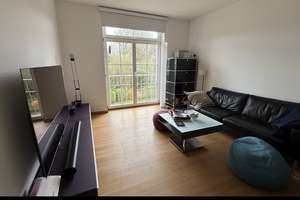 Große, ruhige Altbau Wohnung mit Balkon im Kölner Süden