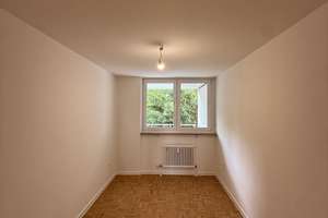 Helles 3-Zimmer-Apartment mit Balkon und Parkett in München Karl-Marx-Ring – Karl-Marx-Ring 118, 81737 Neuperlach, München – Vorschaubild 3