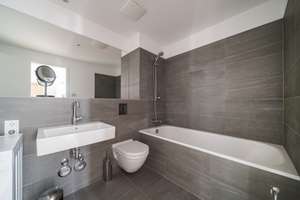 Neubau-Apartment nahe Zionskirchplatz – Ruhige Hinterhoflage mit Süd-Loggia & TG-Stellplatz! – Kastanienallee 64a, 10119 Mitte (Ortsteil), Berlin – Vorschaubild 7