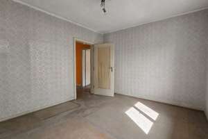 Genug Phantasie vorhanden? Dann los! Tolles Ein- oder Zweifamilienhaus mit großem Potenzial. – 60431 Ginnheim, Frankfurt am Main – Vorschaubild 13
