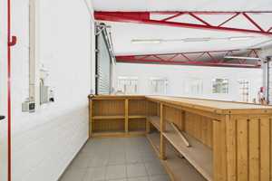 Property thumbnail 36