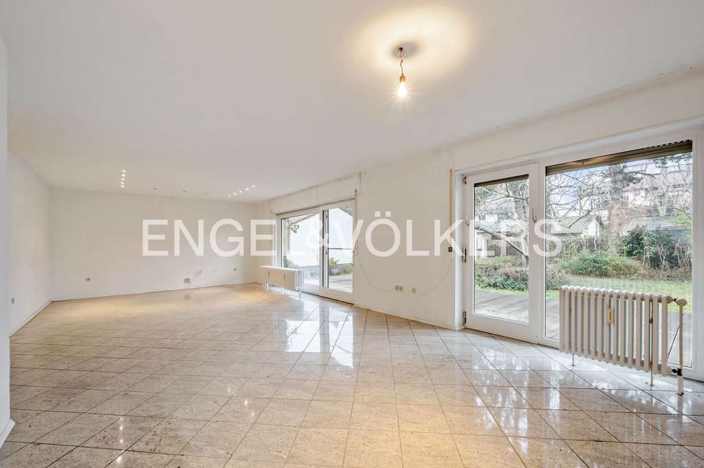 Immobilie in Hockenheim - Solides 3-Familienhaus mit 300 m² Wohnfläche und zwei leerstehenden Einheiten! - Bild 3