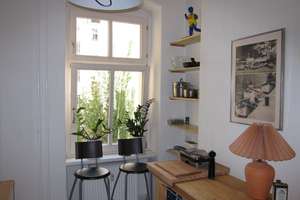 2-Zi.-ETW: schön zentral ~  ruhig + grün  --  top Lage Nähe Savignyplatz - Balkon -  – Die vollständige Adresse der Immobilie erhältst du vom Anbieter., 10629 Charlottenburg, Berlin – Vorschaubild 1