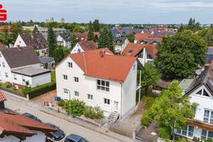 Zweifamilienhaus mit möglichem Umbau auf MFH und separatem Büroeingang.  – Die vollständige Adresse der Immobilie erhältst du vom Anbieter., 80935 Lerchenau-Ost, München – Vorschaubild 1