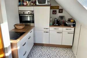Gepflegte 3 Zimmer-Dachwohnung zu vermieten