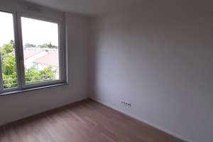 Neuwertige, helle und ruhige 3‑Zimmer Wohnung im 4. OG mit Balkon in Stuttgart-Steckfeld – Die vollständige Adresse der Immobilie erhältst du vom Anbieter., 70599 Steckfeld, Stuttgart – Vorschaubild 12