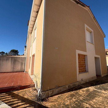 Chalet zum Verkauf in Valdelaguna, 3 Schlafzimmer.