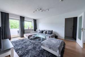 Großzügige 2-Zimmer Wohnung mit Westbalkon und EBK