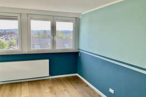 Gemütliche Dachgeschosswohnung in Ko-Metternich, provisionsfrei, mit Balkon und Garage – Weidtman Straße 22, 56072 Metternich, Koblenz – Vorschaubild 9