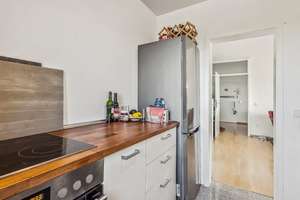 Sonnige 3-Zimmer-Wohnung mit großem Westbalkon in zentraler Lage von Köln-Riehl – Die vollständige Adresse der Immobilie erhältst du vom Anbieter., 50735 Riehl, Köln – Vorschaubild 6