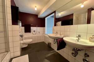 Salon-Maisonette im Schloss mit Main- und Parkblick - TG - EBK – 63075 Rumpenheim, Offenbach am Main – Vorschaubild 10