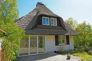 Repräsentatives Familienhaus unter Reet auf großem, schönen Grundstück – Die vollständige Adresse der Immobilie erhältst du vom Anbieter., 21227 Bendestorf – Vorschaubild 5