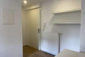 1,5 Zimmer-Whg. - neu renoviert mit Einbauküche – Die vollständige Adresse der Immobilie erhältst du vom Anbieter., 70327 Gehrenwald, Stuttgart – Vorschaubild 4