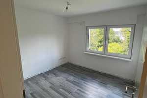 Günstiges 5-Raum-Haus mit gehobener Innenausstattung und EBK in Nürnberg Blütenstraße – Nürnberg – Vorschaubild 19
