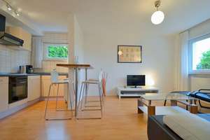 MÖBLIERT - HALBHÖHENLAGE - Wohnung in S-Feuerbach in ruhigem und gehobenem Wohngebiet  – Die vollständige Adresse der Immobilie erhältst du vom Anbieter., 70469 Hohe Warte, Stuttgart – Vorschaubild 3