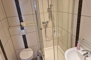4-Zimmer-Wohnung mit 2 Bädern in bevorzugter Lage von Leverkusen-Schlebusch – Die vollständige Adresse der Immobilie erhältst du vom Anbieter., 51375 Schlebusch, Leverkusen – Vorschaubild 2