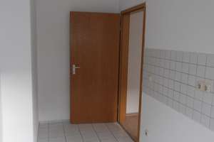 Niedliche 2-Raum-Wohnung in Stadtfeld-Ost sucht neuen Mieter! – Olvenstedter Str. 44, 39108 Stadtfeld Ost, Magdeburg – Vorschaubild 15