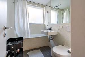 Lichtdurchflutete moderne 3-Zimmer-Wohnung mit Balkon im beliebten Stephankiez-möbliert & bezugsfrei – Die vollständige Adresse der Immobilie erhältst du vom Anbieter., 10559 Moabit, Berlin – Vorschaubild 11