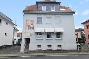 Wohnen und Arbeiten unter einem Dach: Wohn- und Geschäftshaus in zentraler Lage von Neu-Anspach – Die vollständige Adresse der Immobilie erhältst du vom Anbieter., 61267 Neu-Anspach – Vorschaubild 1