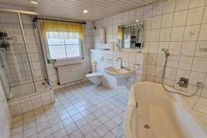 Offen gestaltete Traumwohnung mit Kamin und Tageslichtbad! Ab sofort!  – Straßburger Str. 246, 46045 Dümpten, Oberhausen – Vorschaubild 6