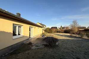 Wohlfühlen auf einer Ebene 
Massivbungalow mit Carport,
Fußbodenheizung + Kamin
in Wolfen OT Reud – Torfweg 15, 6766 Bitterfeld-Wolfen – Vorschaubild 33
