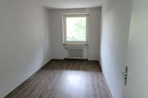Bonn Alt-Tannenbusch. vermietete 4 ZKB mit Balkon - provisionsfrei! – Hohe Straße 38 a, 53119 Tannenbusch, Bonn – Vorschaubild 25
