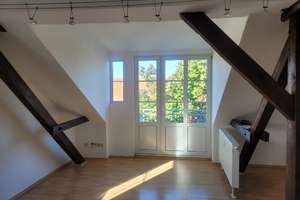 Charmante 2-Zimmer Penthouse-Wohnung mit Balkon in Dresden Leipziger Vorstadt – Kiefernstr. 17, 1097 Leipziger Vorstadt, Dresden – Vorschaubild 1