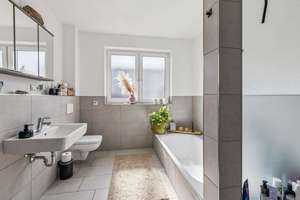 BJ 2015 | KfW-70 | 101 m² EG-Wohnung mit Garten, Terrasse & Garage – Die vollständige Adresse der Immobilie erhältst du vom Anbieter., 45881 Schalke, Gelsenkirchen – Vorschaubild 13