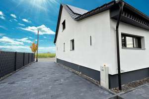 Exklusiv kernsaniert: Freistehendes Einfamilienhaus auf 1.800 m² Grundstück | PV & 8 Stellplätze – 44329 Lanstrop, Dortmund – Vorschaubild 3