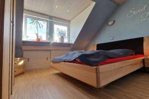 Familien(t)raum mit herrlichem Garten in Nürnberg – Die vollständige Adresse der Immobilie erhältst du vom Anbieter., 90475 Altenfurt Nord, Nürnberg – Vorschaubild 7