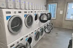 schönes Studentenapartment mit Aussicht + Stellplatz in Würzburg – Urlaubstraße 2-4a, 97076 Würzburg – Vorschaubild 3