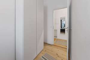 Modern, freshly renovated 2 room apartment with the best accessibility in Prenzlauer Berg – Die vollständige Adresse der Immobilie erhältst du vom Anbieter., 10439 Gesundbrunnen, Berlin – Vorschaubild 9