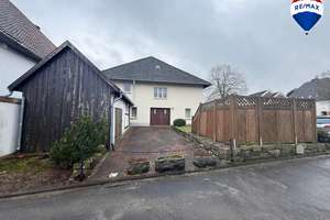 Großzügiges Haus in Dringenberg – 10 Zimmer, ca. 220 m² Wohnfläche - zum Top Preis! – Die vollständige Adresse der Immobilie erhältst du vom Anbieter., 33014 Bad Driburg – Vorschaubild 3