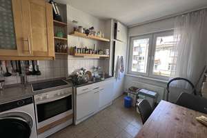 ** Wohnen in Karlsruhe - 3-Zimmer Wohnung mit Balkon in der Karlsruher Südweststadt! – Welfenstr. 23, 76137 Südweststadt, Karlsruhe – Vorschaubild 3