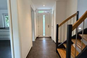 Energieeffizientes 5-Zi.-Einfamilienhaus mit viel Platz für die Familie – Beim Riesenstein 20d, 22393 Sasel, Hamburg – Vorschaubild 5