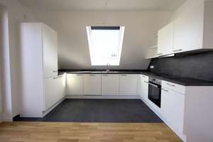 Zweitbezug 2-Zimmer-Dachterrassenwohnung in Mehrfamilienvilla mit fünf Wohneinheiten – Glockenblumenstrasse 16, 80935 Lerchenau-Ost, München – Vorschaubild 21