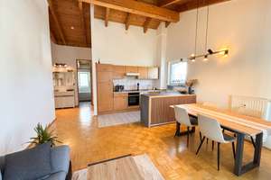 Zuhause im Dorfzentrum – helle 2-Zimmer-Wohnung mit Südostbalkon in Rommelsbach – Die vollständige Adresse der Immobilie erhältst du vom Anbieter., 72768 Rommelsbach, Reutlingen – Vorschaubild 2