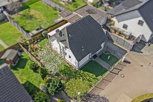Nur noch einziehen; Freistehendes Einfamilienhaus in Jülich-Güsten! – Düren (Kreis) – Vorschaubild 1