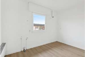 Provisionsfrei: Einzugsbereites Familienhaus in Berlin-Rudow – modernisiert & mit Garten – Lauchstädter Weg 30A, 12355 Rudow, Berlin – Vorschaubild 10